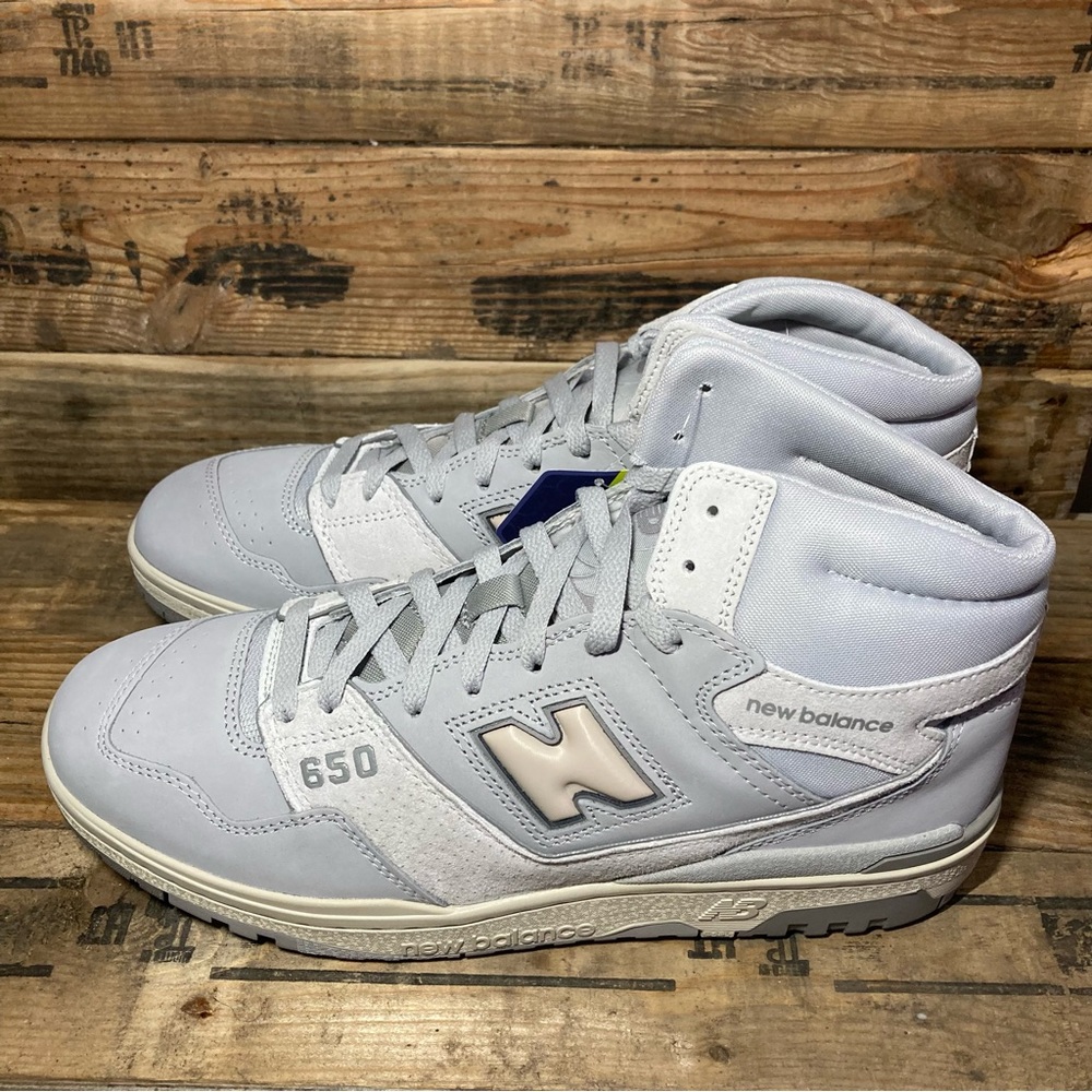 New Balance Men’s 650 Basketball Shoe BB650RGG Grey White sz 11.5,12,13 - Picture 4 of 8